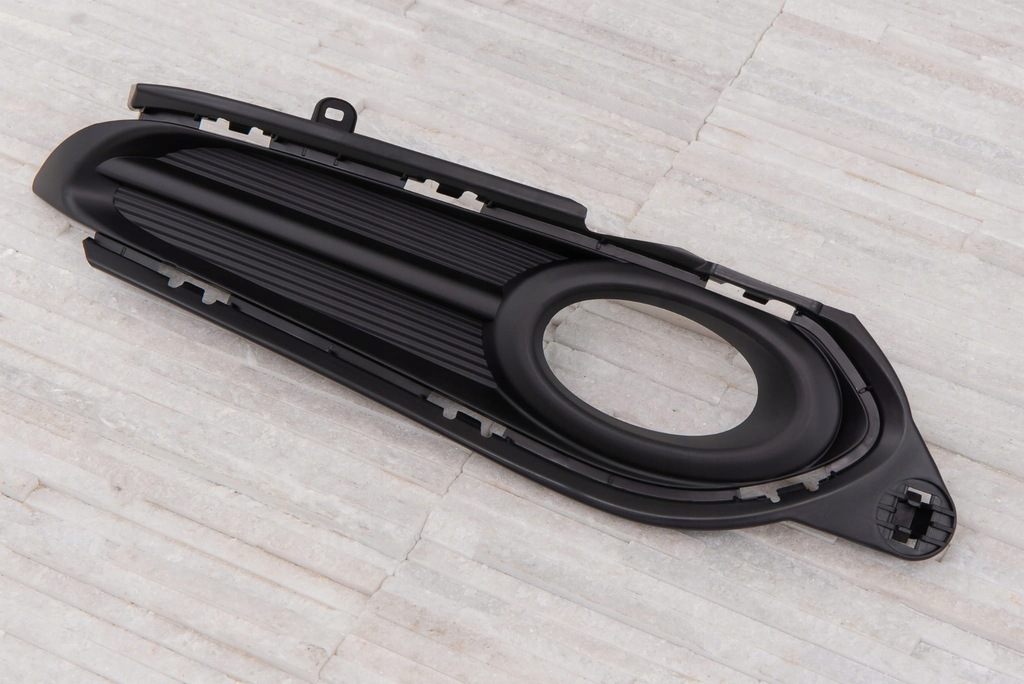 фото №8, Honda hr-v ii ru 2015-2018 решётка противотуманной фары правая 71105t7jh00