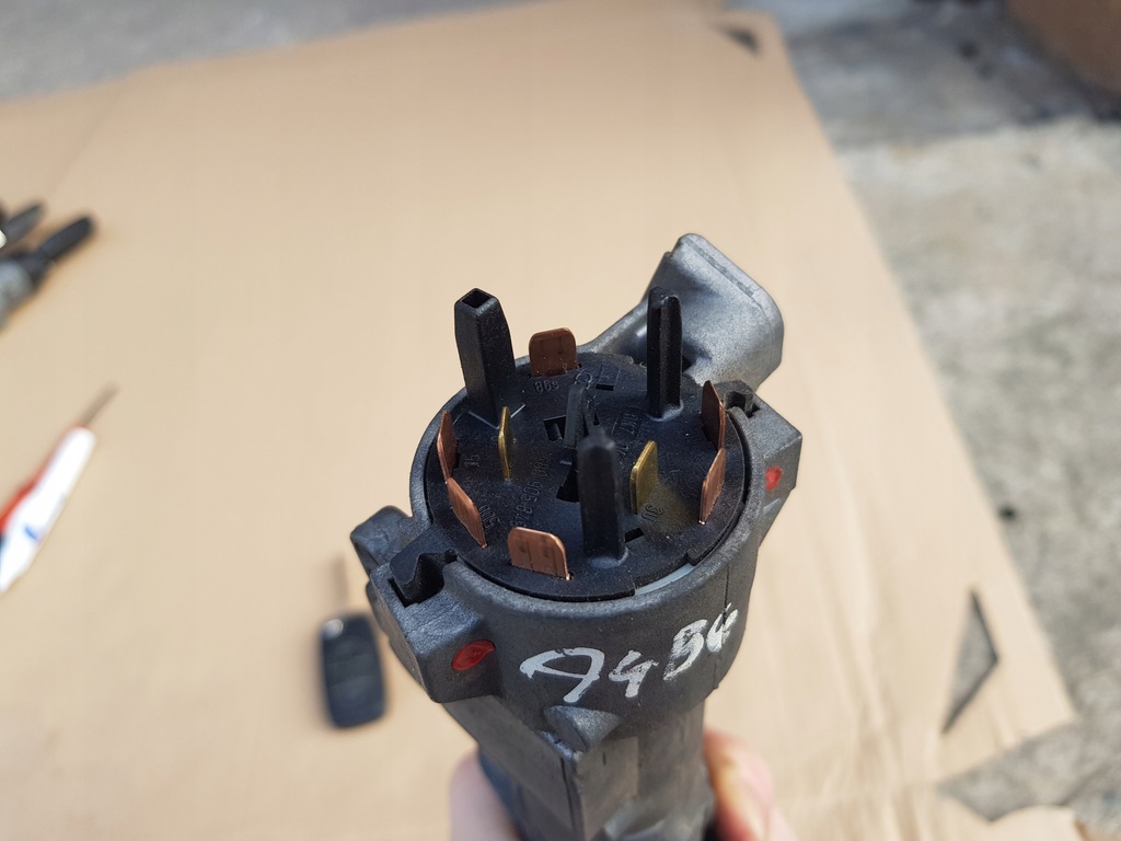 фото №11, Замок зажигания + ключ audi a4 b6 / a6 c5 / a3 8l / tt 8n 4b0905851c sprawdzona