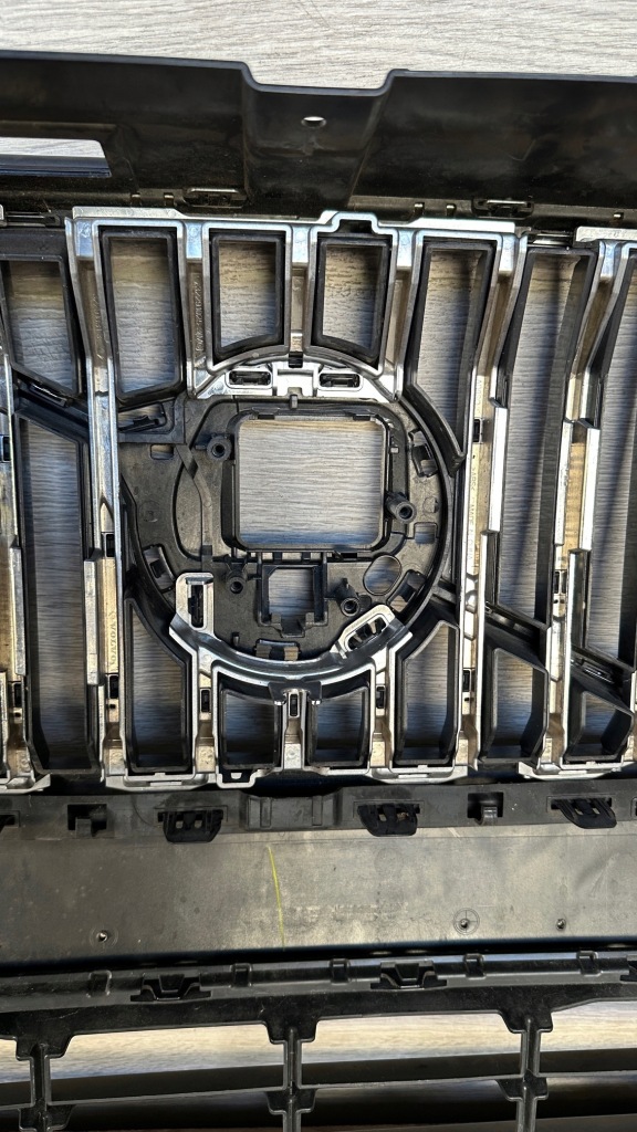 фото №8, Volvo xc60 ii lift inscription бампер передній з решітка радіатора 2022-2024