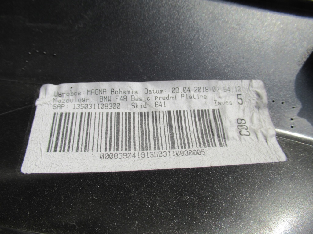 Bmw x1 f48 бампер перед 6 x pdc 7354815 Зі Шроту