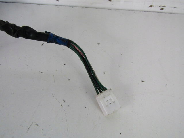 фото №12, Kia rio i dc лампа задняя правая kombi 0k34a5140r + вкладыш ламповый