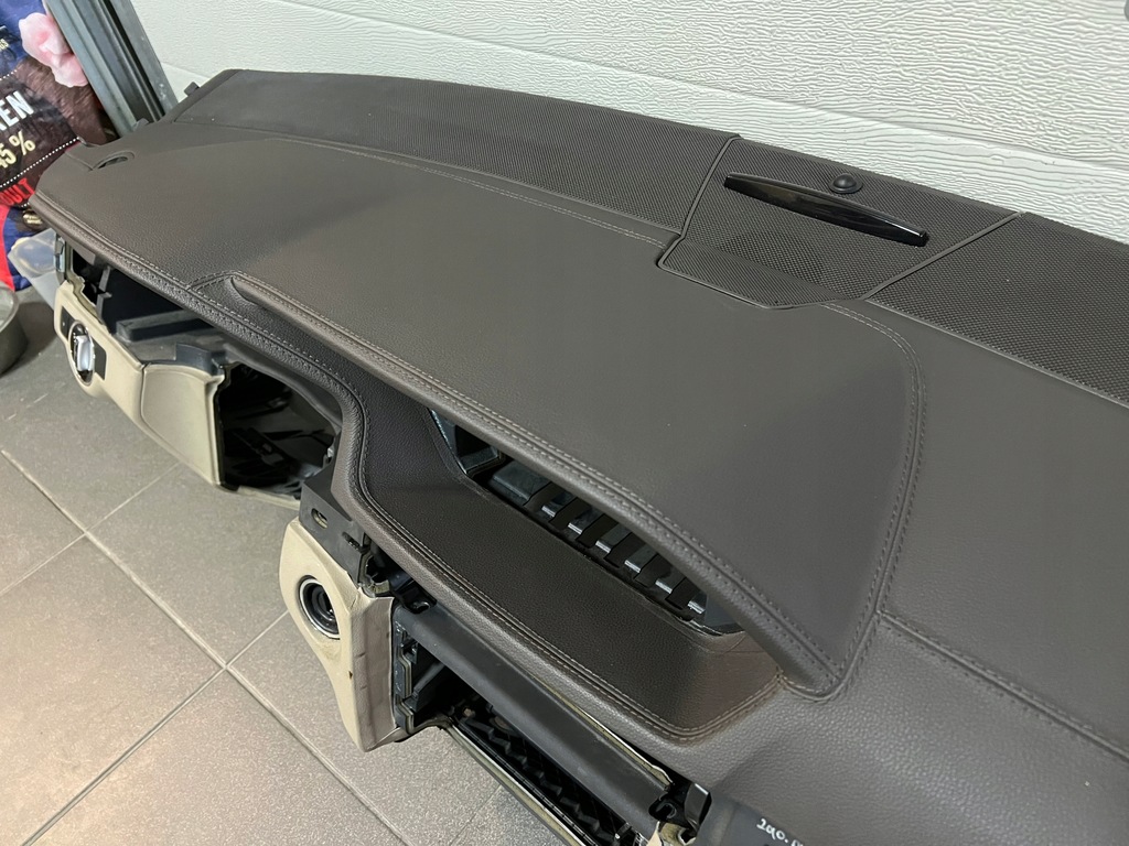 фото №13, Mercedes w212 приборная панель кожа коричневая obszywana подушка безопасности