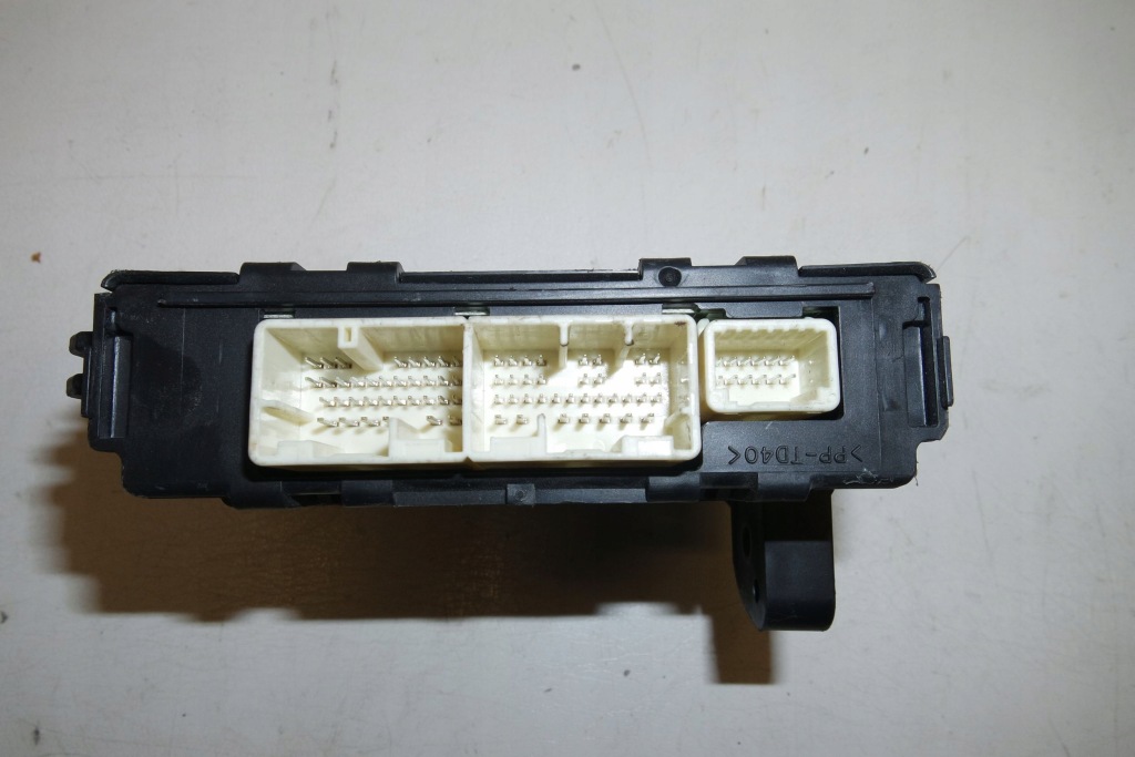 Lexus is iii xe30 2016 реле вентилятор Недорого