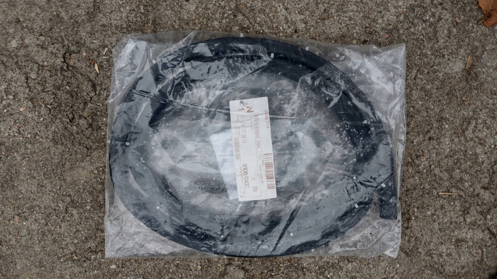 Купити Прокладка двері mercedes w238 2387272800 nowa