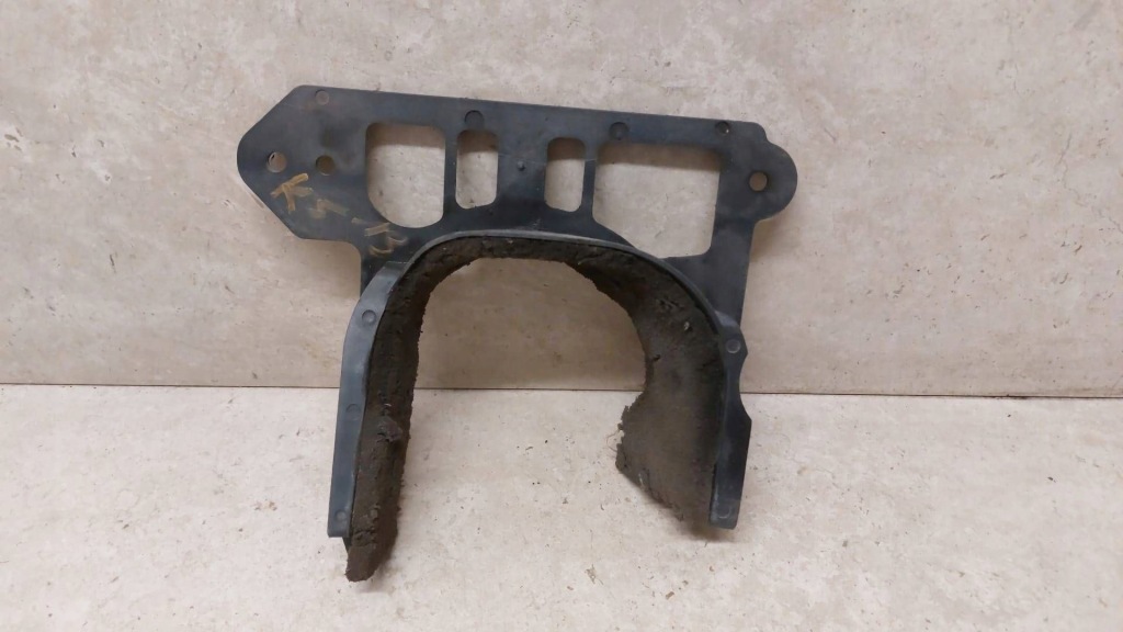 Купить Audi q5 накладка полуось правый  8k0863188b