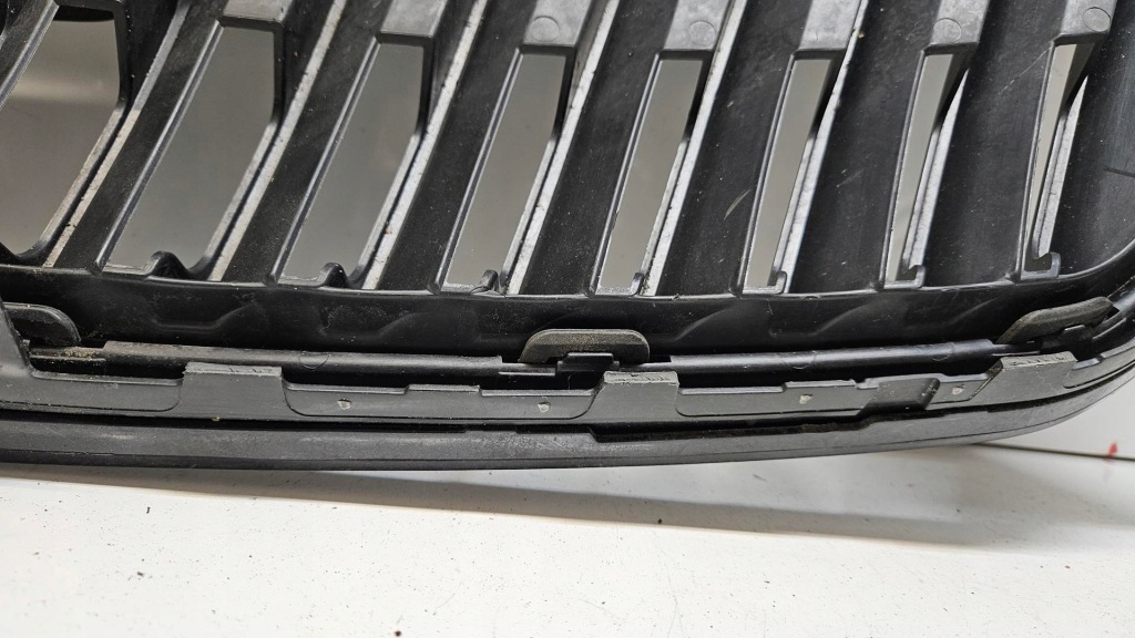 фото №7, Skoda rapid 5ja 12- 19 решітка радіатора решітка радіатора бампер перед чорний