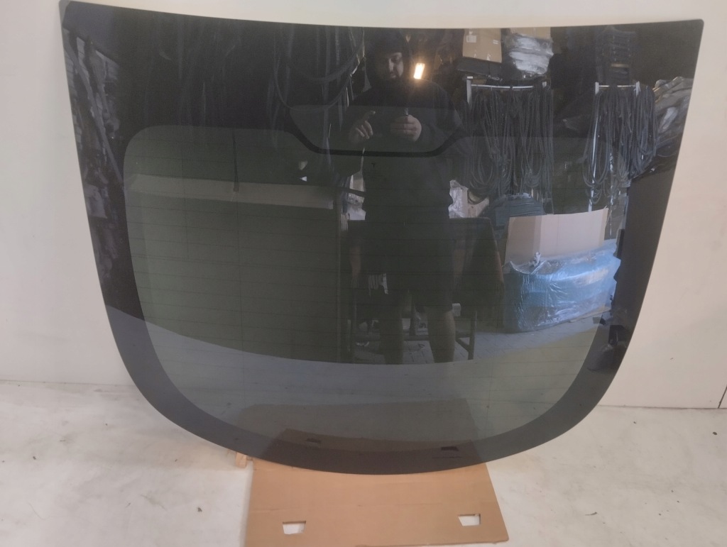 фото №1, Tesla model y скло задня w кришка багажника