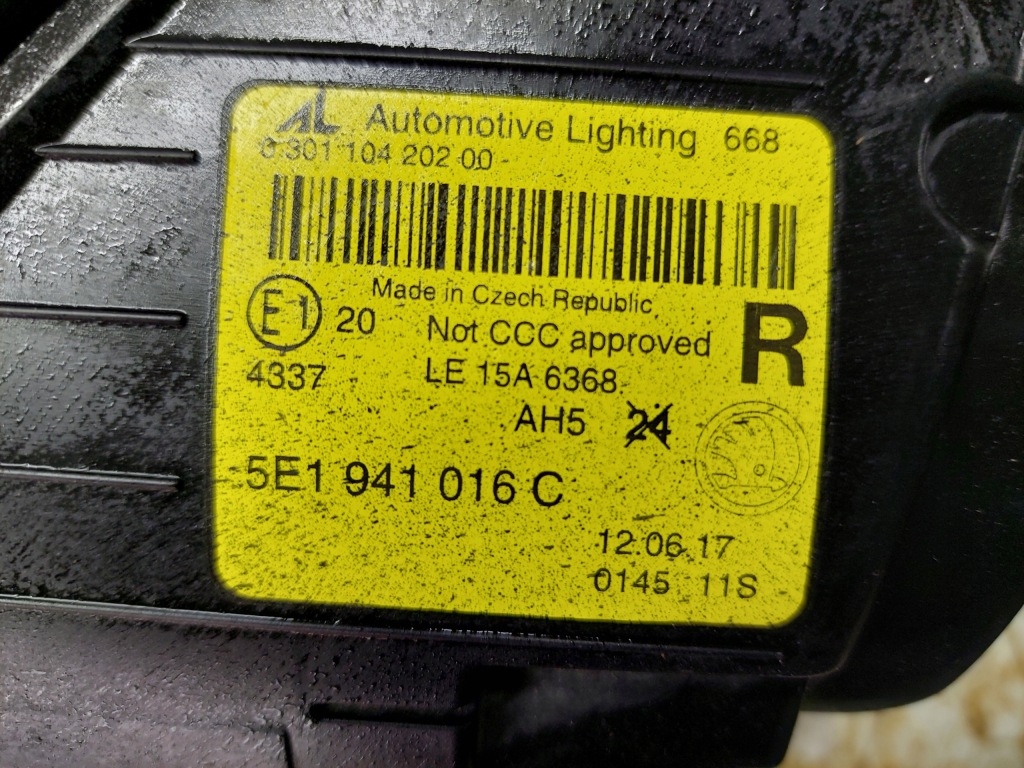 фото №9, Skoda octavia iii lift лампа права перед europa 5e1941016c