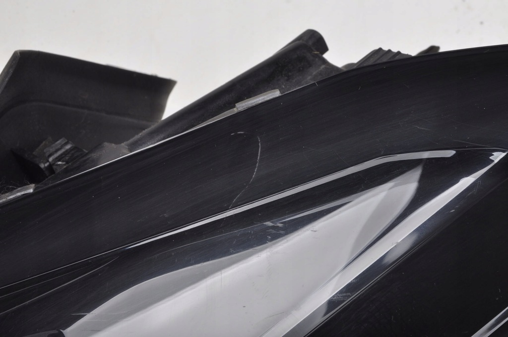 фото №10, Peugeot 2008 ii лампа права задня правий задня led