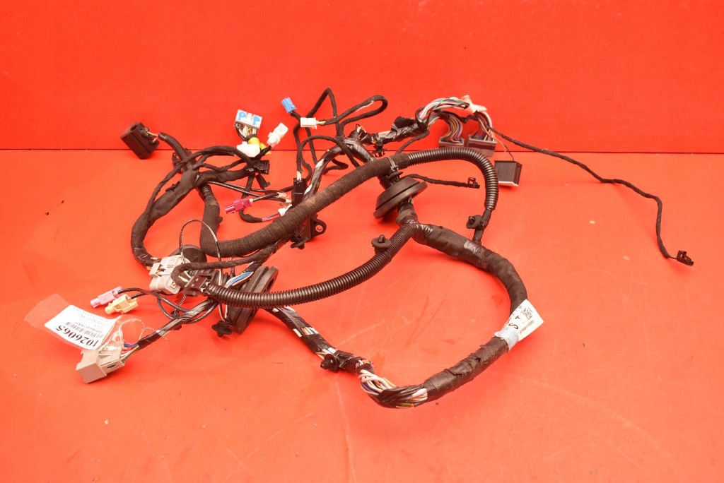 фото №1, Джгут електропроводка електрична двері правий перед 1004424-00-p tesla model s