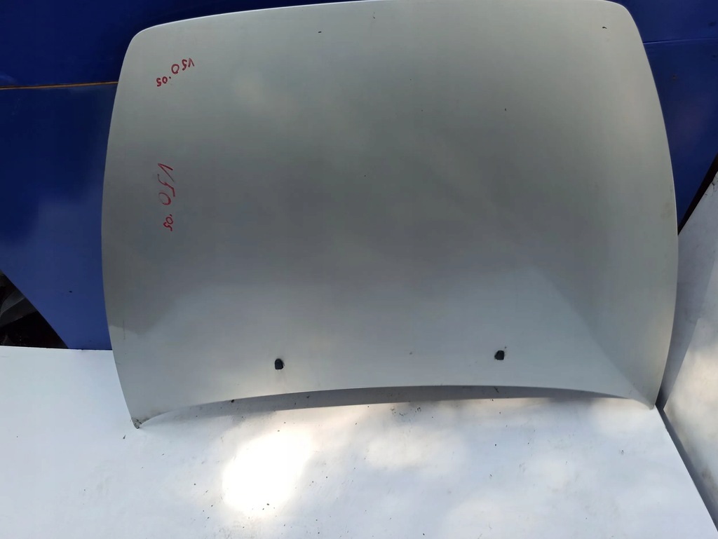 фото №1, Volvo v50 2005 капот