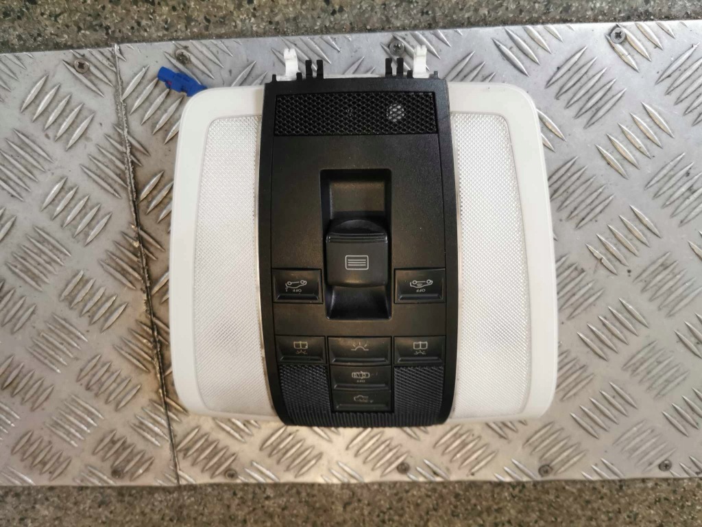 фото №1, Лампа стельовий mercedes w204 оригінальний номер a2048201823