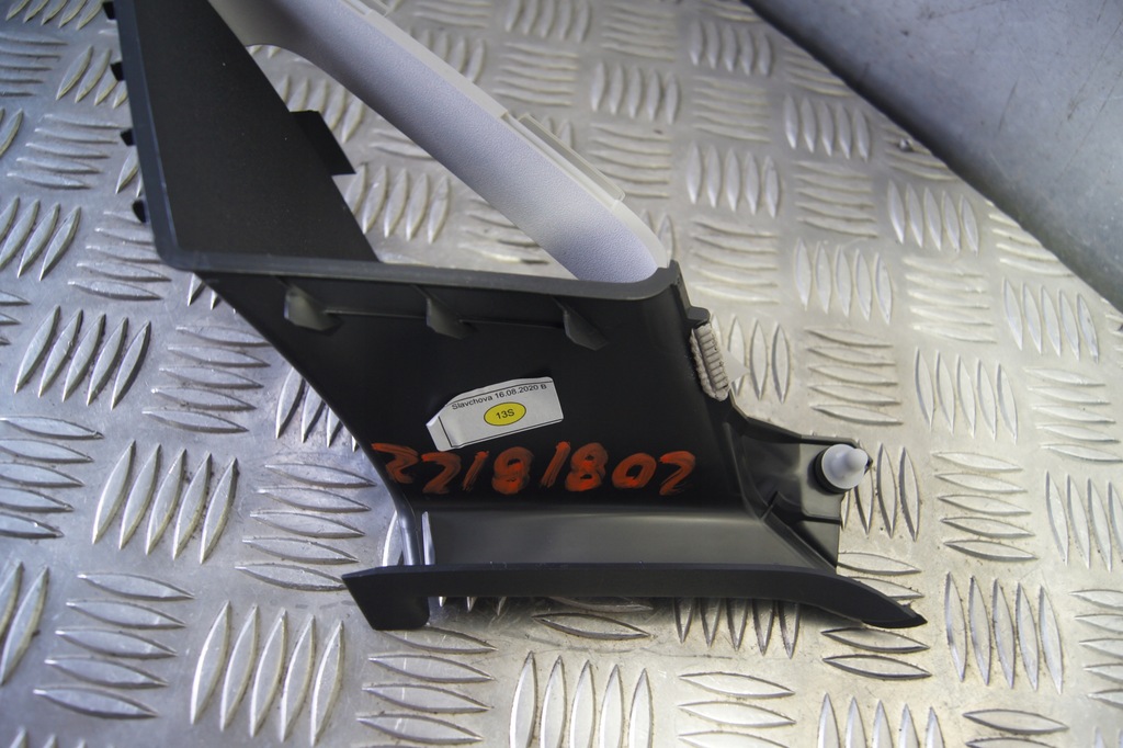 фото №4, Vw golf viii защита накладка стойка a левая 21r