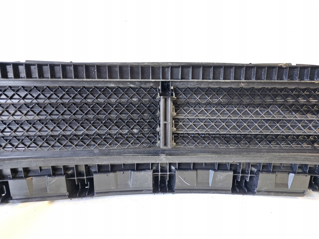 Купити Кермо  повітря шторка жалюзі жалюзі volvo c40 recharge 31655241