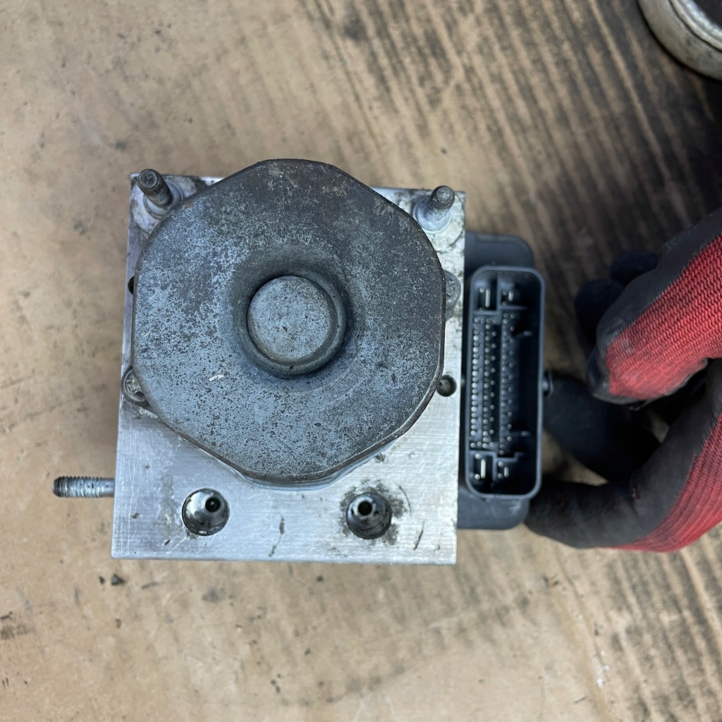 Купити Блок керування насос abs esp a1764311412 0265244028 mercedes cla 45 w117 amg