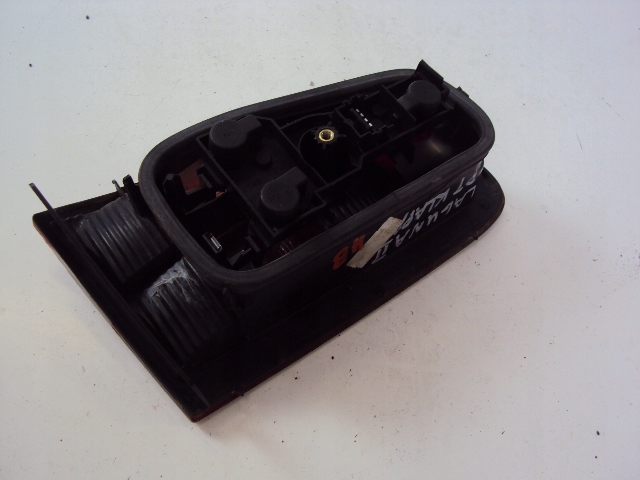 фото №4, Лампа правый задняя w крышка renault laguna ii 01-05