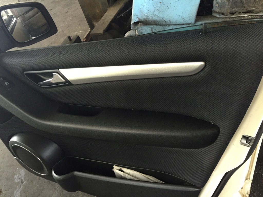 фото №6, Mercedes b klasa w245 обшивка обивка дверь перед правая пассажира ładna!