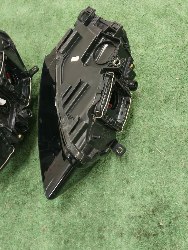 Фонари перед правый  левая audi q5 8r рестайлинг  ксенон led 8r0941006c 8r0941005c Цена