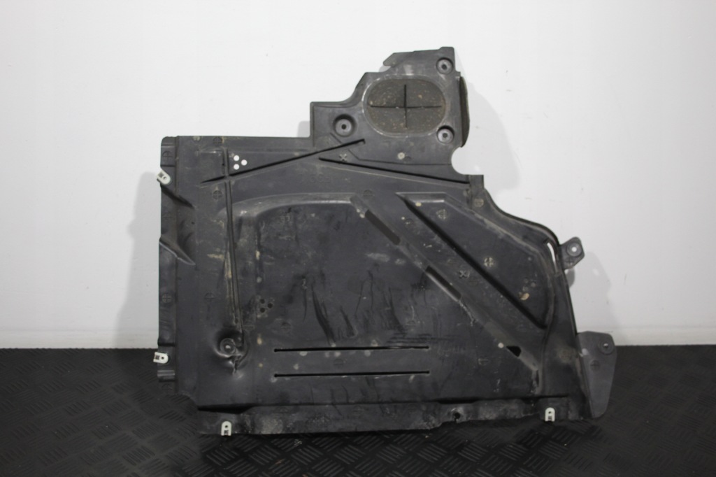 фото №1, Плита защита подвеска левая bmw x1 f48 7354759