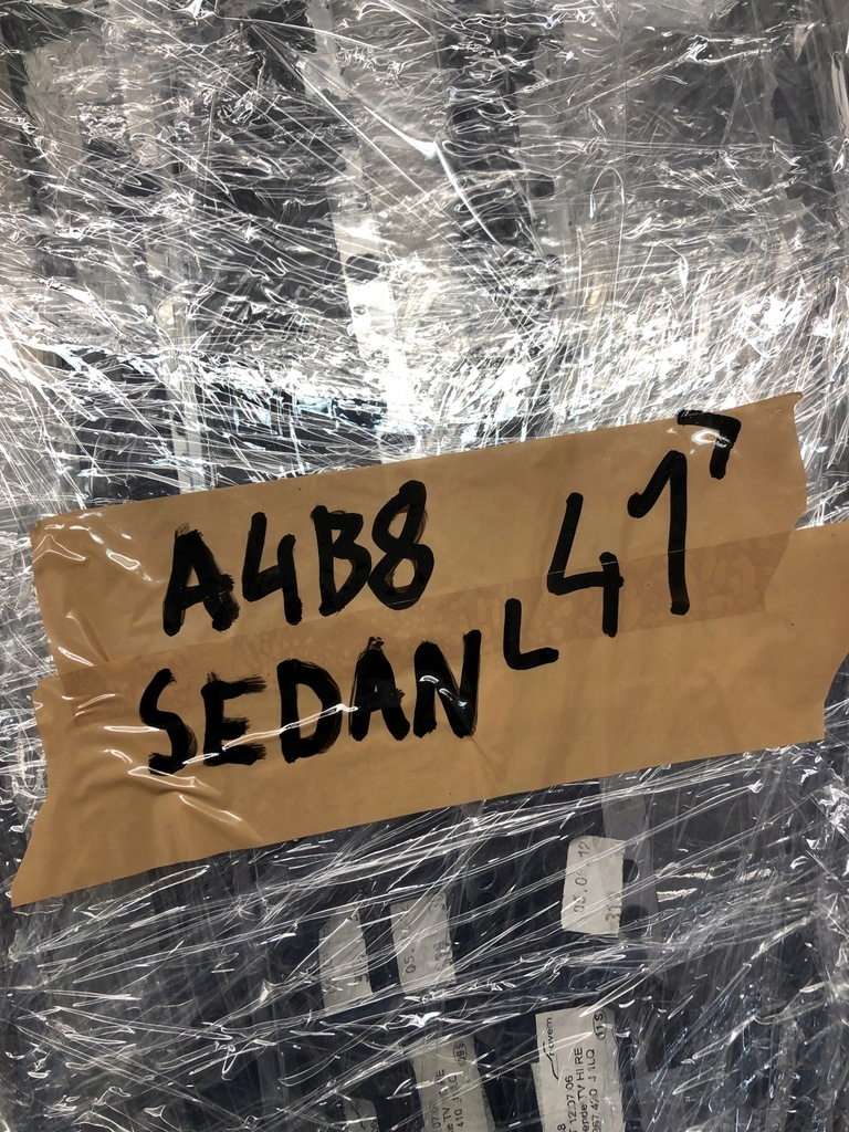 фото №16, Декоры дверь туннель piano black 1lq s-line a4 b8 lift