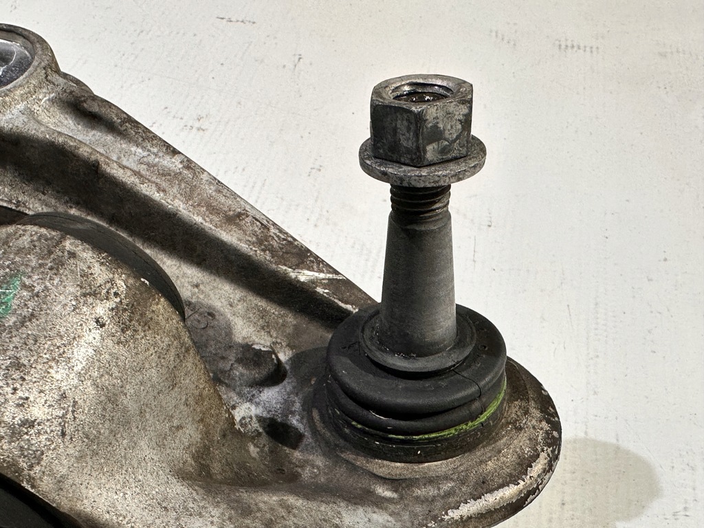 фото №16, Важіль задня задній правий chevrolet corvette c5 1997 - 2004