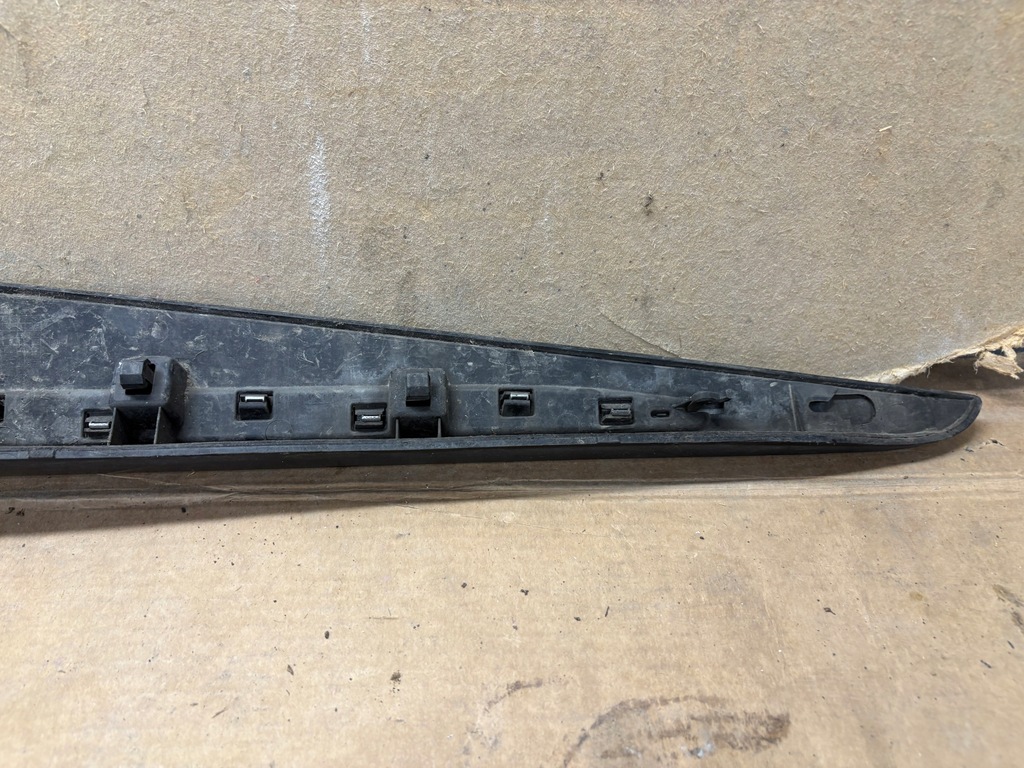 фото №8, Молдинг дверь левый перед renault clio iv