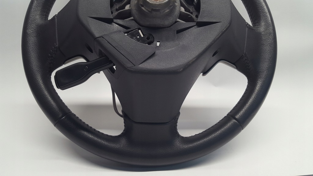 фото №8, Toyota auris 205-2010 повітропровід шкіра круїз-контроль