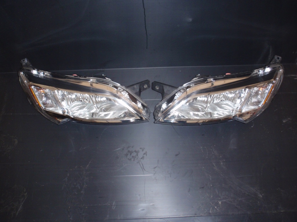 Купити Фара лампа ram promaster оригінал nowa комплект америка