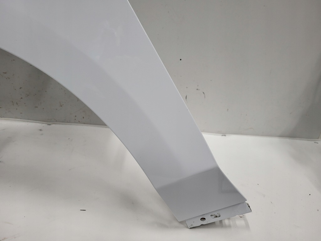 Крыло  перед левое  ford focus mk4 Недорого