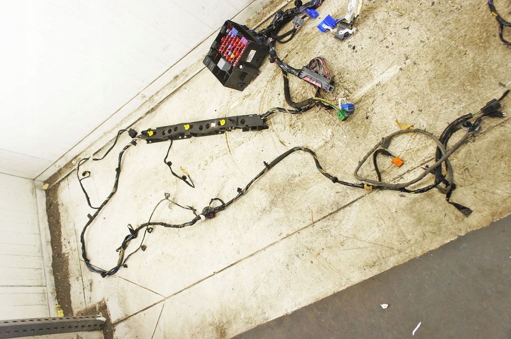 фото №5, Of075 ford transit courier джгут салону