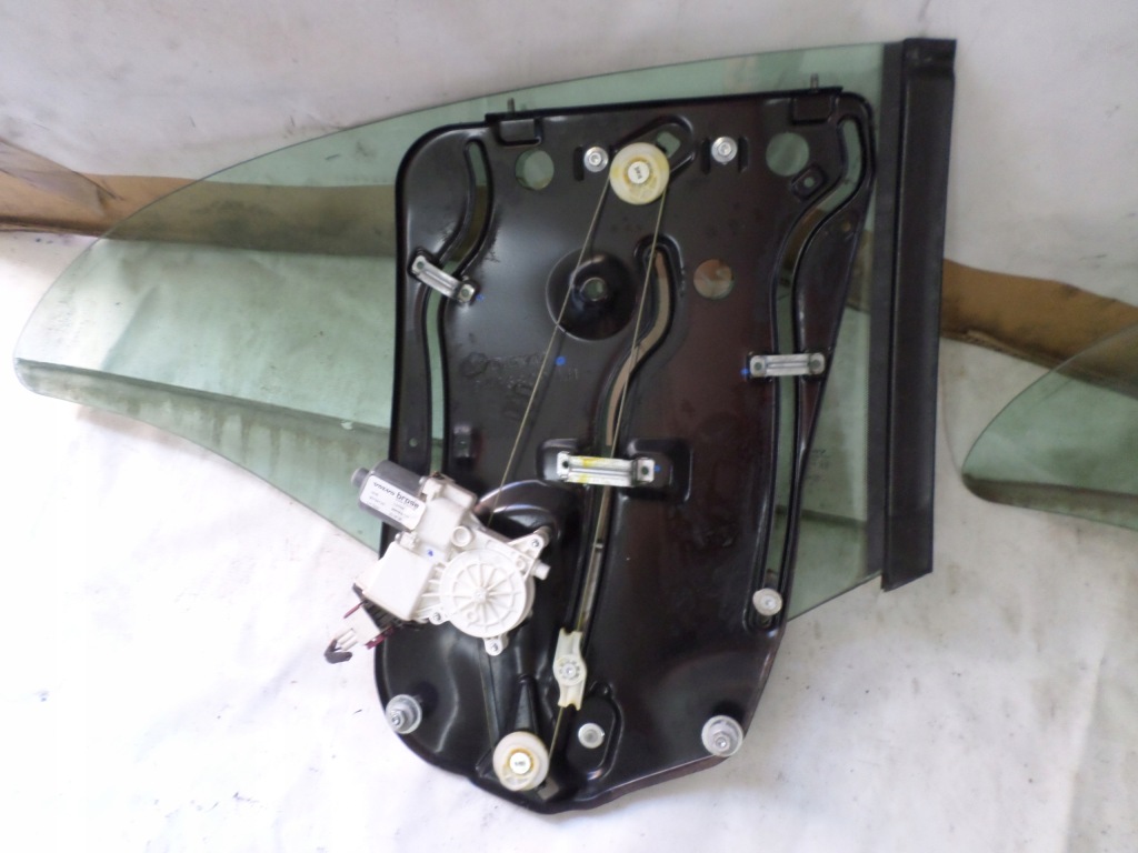 фото №3, Подъемник механизм стекло задняя volvo c70 ii