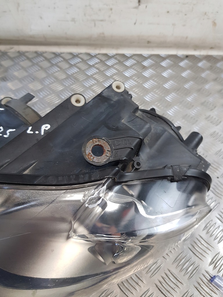 фото №9, Лампа ліва перед 1t1941005r vw touran i lift 07r- europa