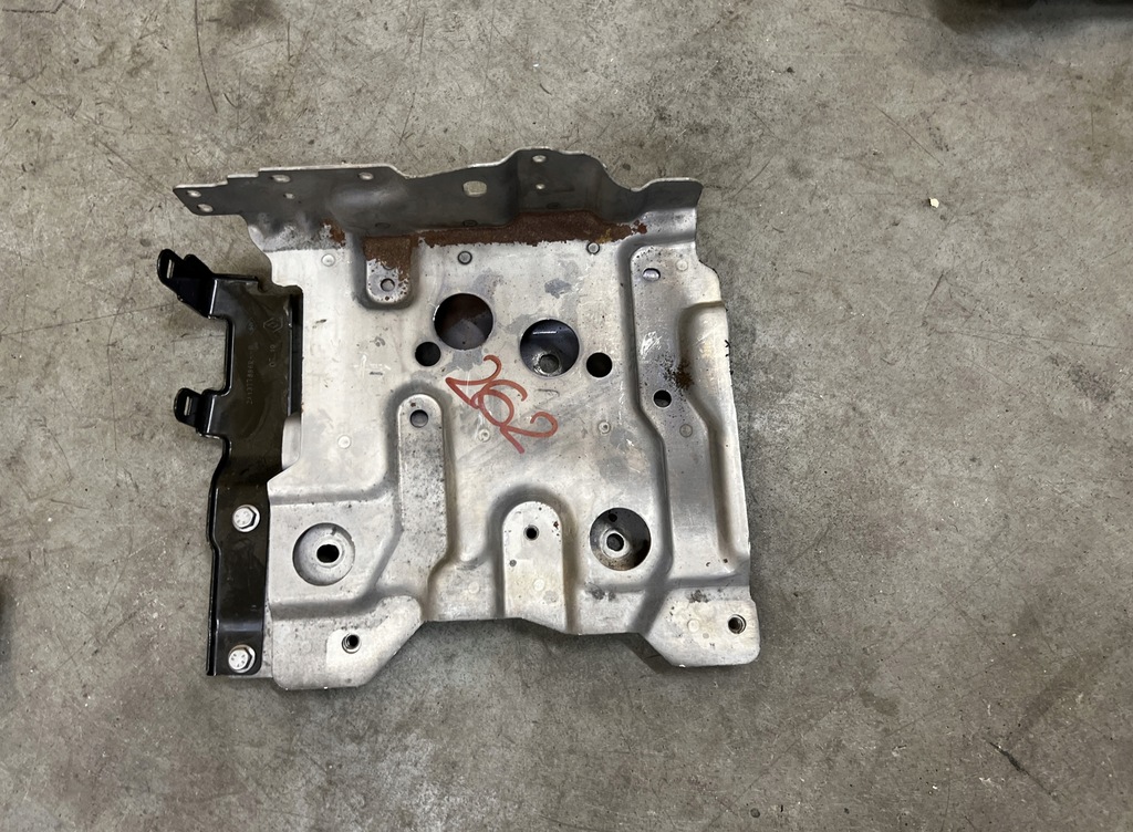 фото №1, Основа акумулятор кронштейн renault kadjar nissan qashqai