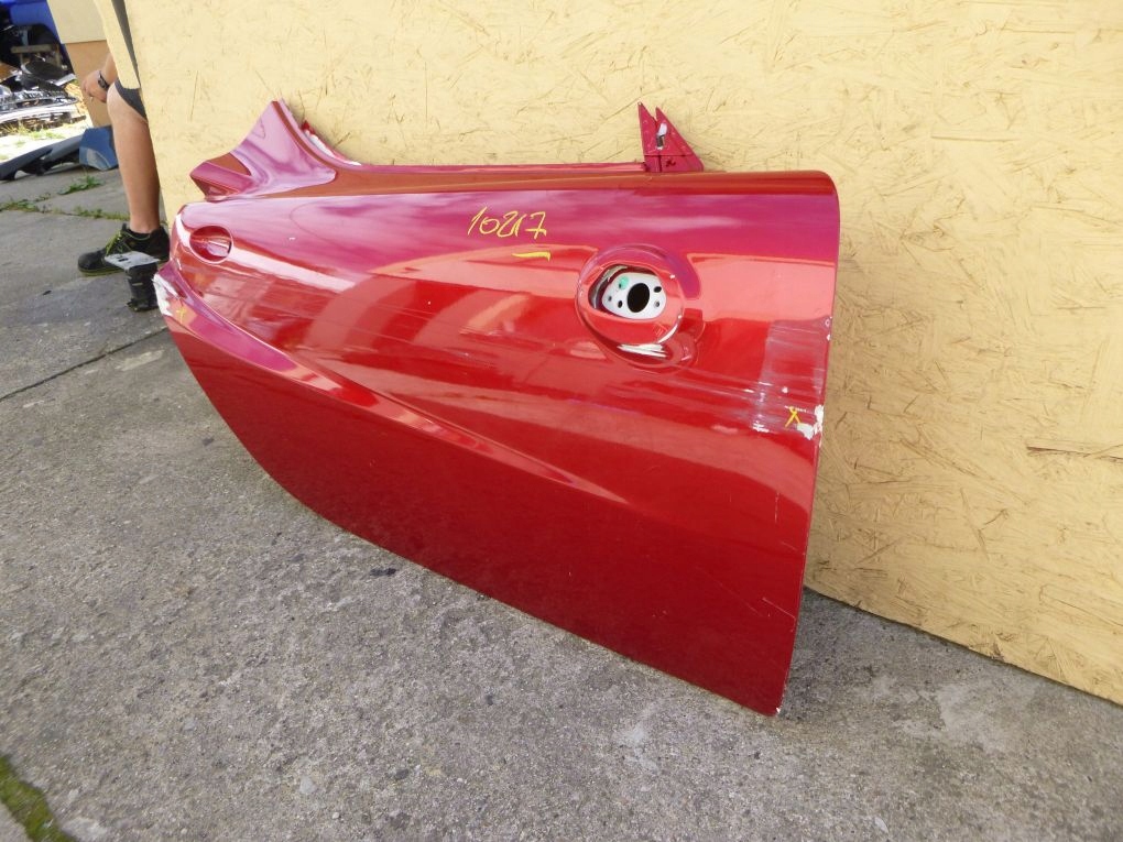 фото №2, Alfa romeo 4c дверь правое