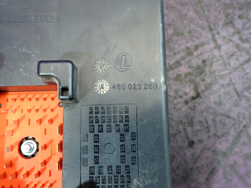 фото №5, Opel vectra c 02-05 коробка предохранителей 13112920