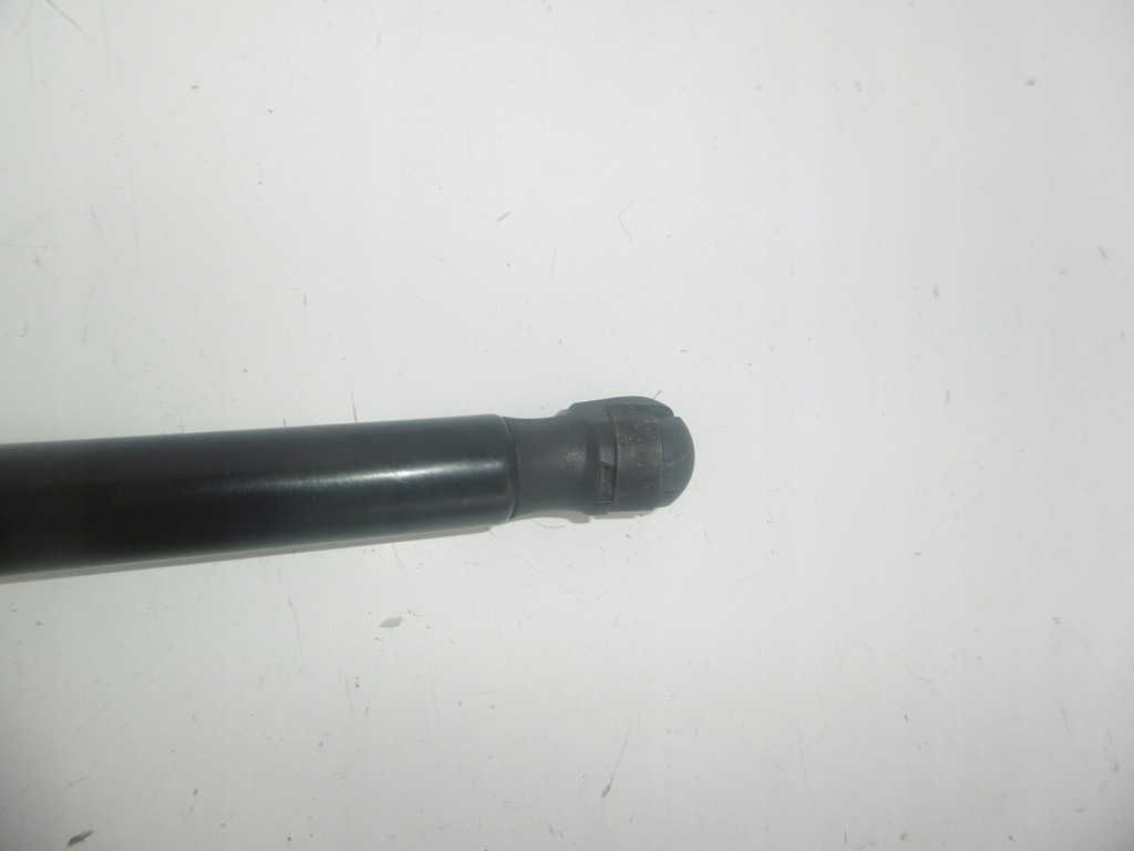 фото №5, Привід амортизатор кришки kombi mercedes w204