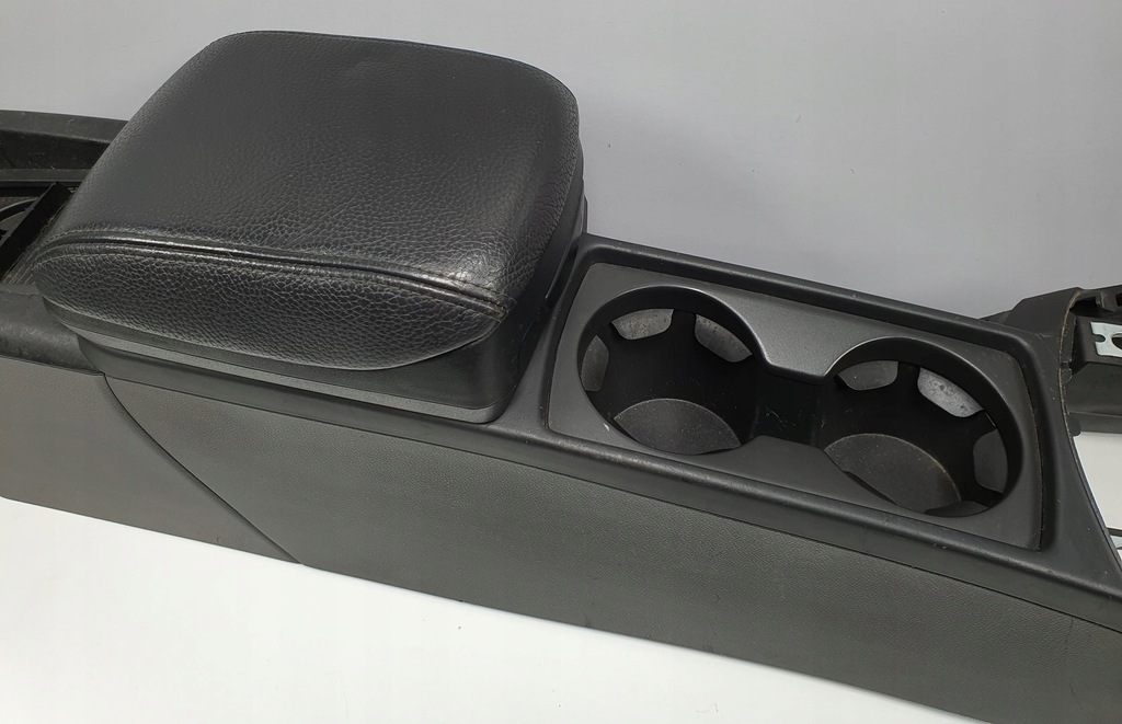 фото №8, Туннель средний подлокотник volvo c70 ii cabrio