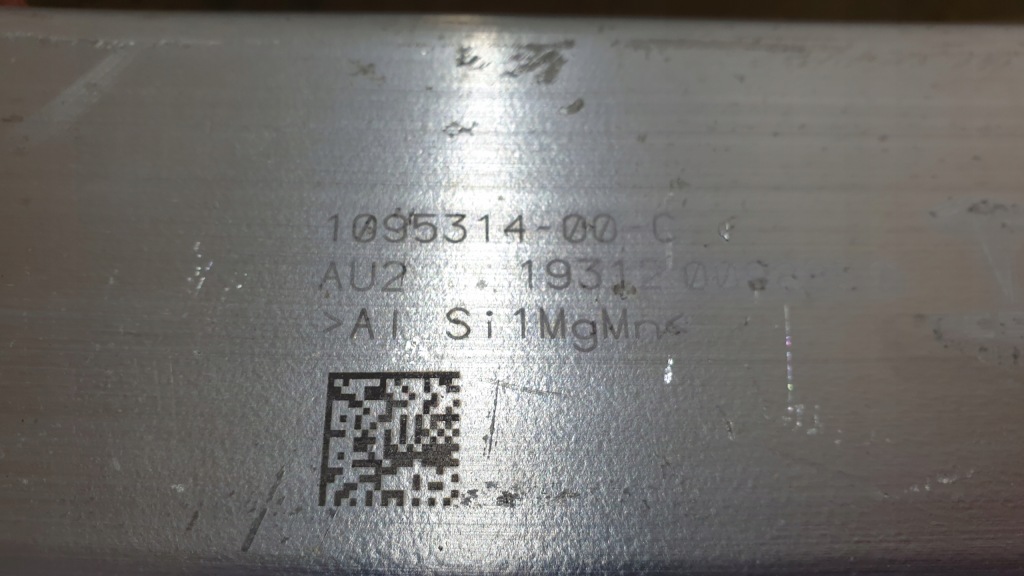 Балка усилитель бампера задняя tesla 3 1095314-00-c в Украине