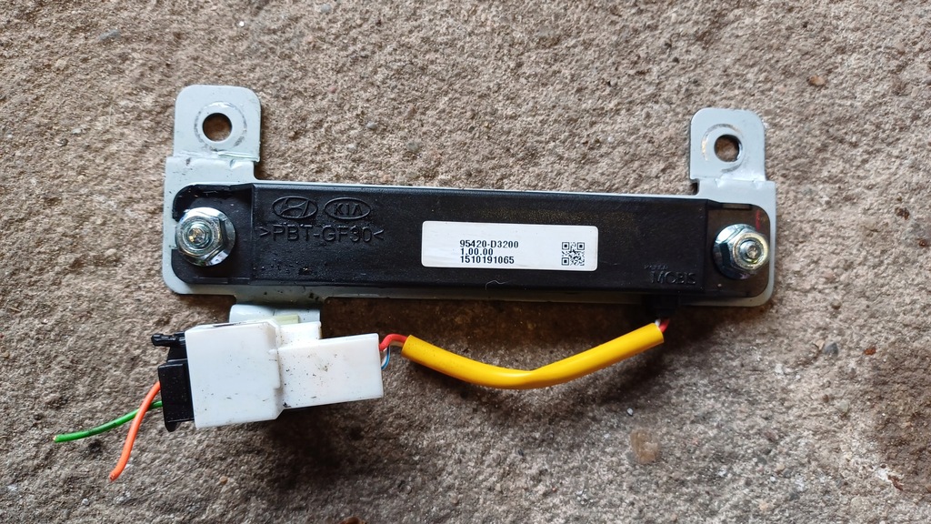 фото №1, Hyundai tucson iii модуль антенна 95420-d3200