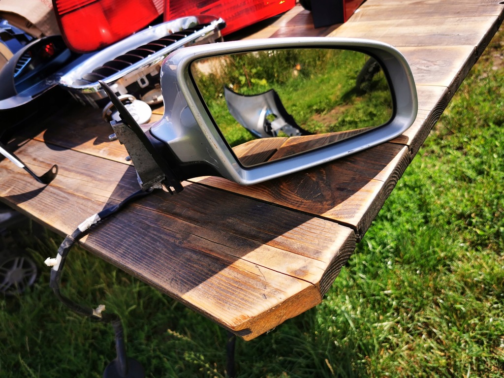 фото №1, Audi a3 8p fl зеркало правое