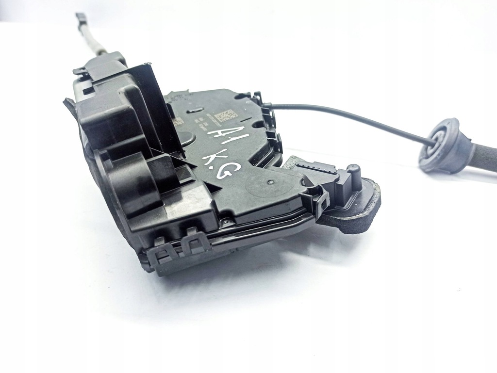 фото №12, Audi a1 2024 задняя сторона левая замки