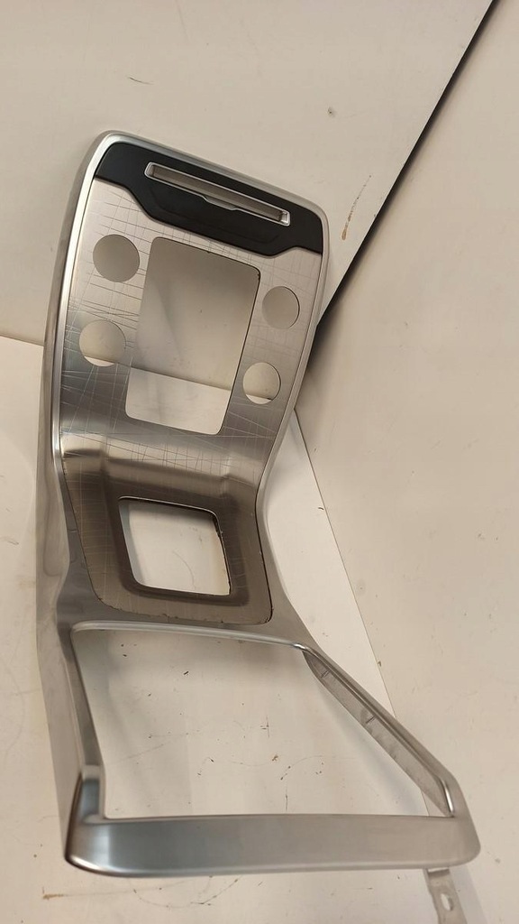 фото №1, Volvo xc70 рамка wodospad 31440246