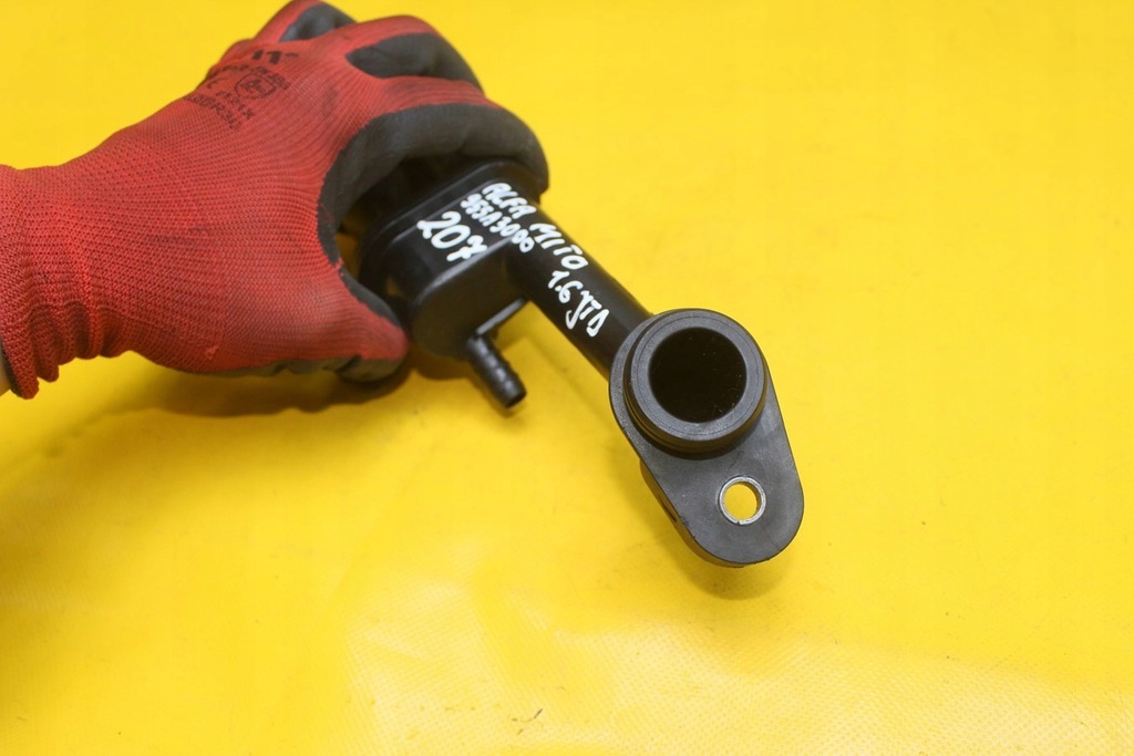 фото №7, Вентиляція картера оливи alfa mito 1.6 jtd 55213486