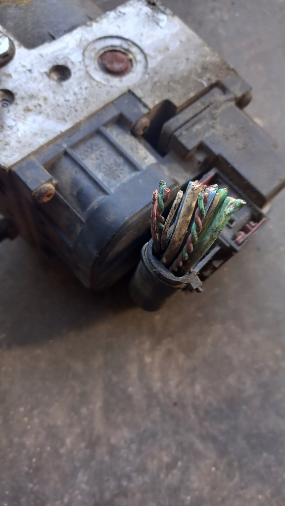 фото №5, Насос abs citroen berlingo 2.0hdi 04r 0273004439