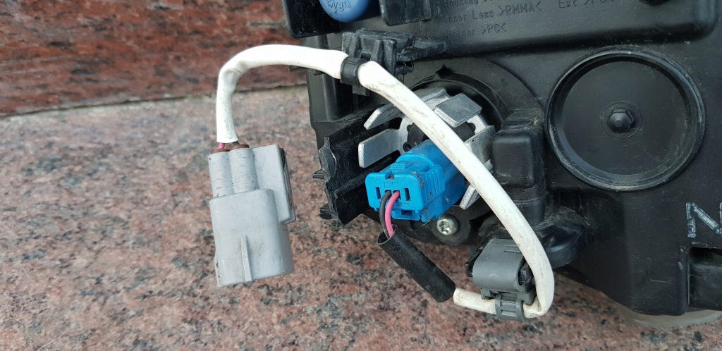 фото №9, Lexus ux противотуманная фара led левый bez подсветка