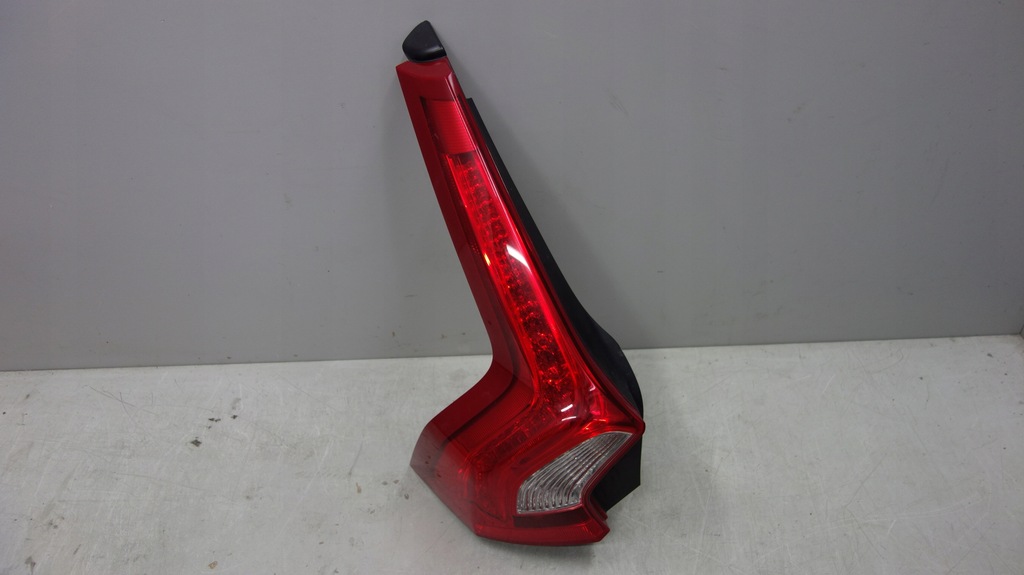 фото №1, Volvo v60 лампа задняя левая 31214963