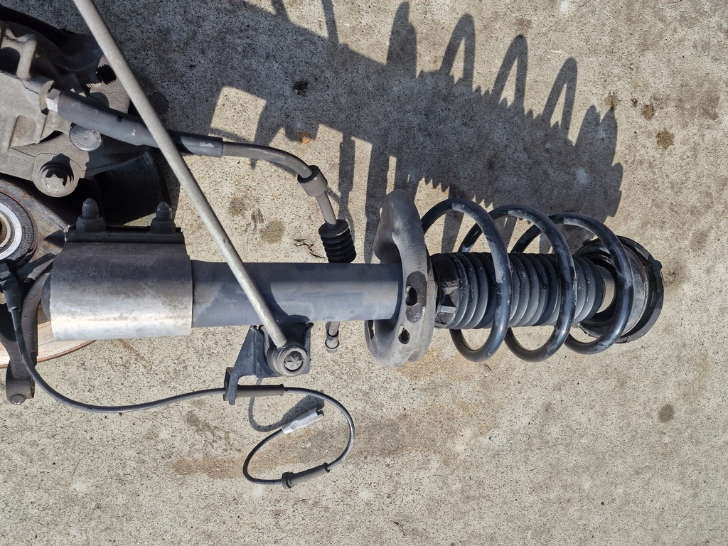 фото №5, Правая поворотный кулак амортизационная стойка 308 t7 1.6 thp