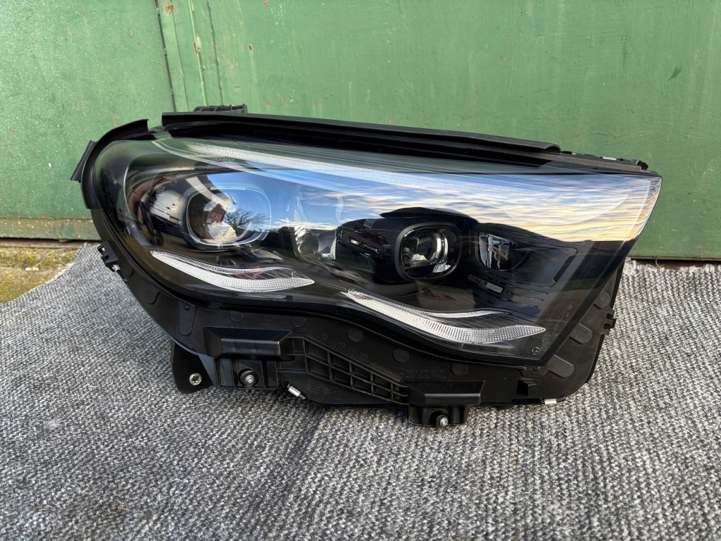 Купить Mercedes e klasa 214 w214 фара правый  перед передняя фара digital