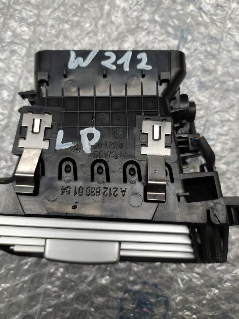 фото №6, Решётка обдув mercedes e-klasa w212 левая правая