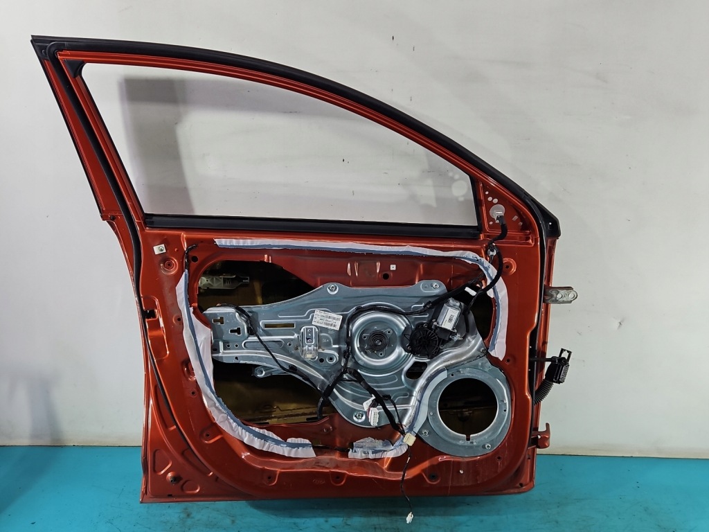 фото №13, Дверь перед левая kia sportage iii 10-15 d2a